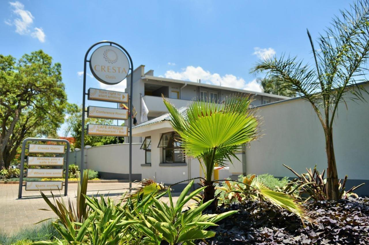 Cresta Oasis Hotel Harare Exterior foto